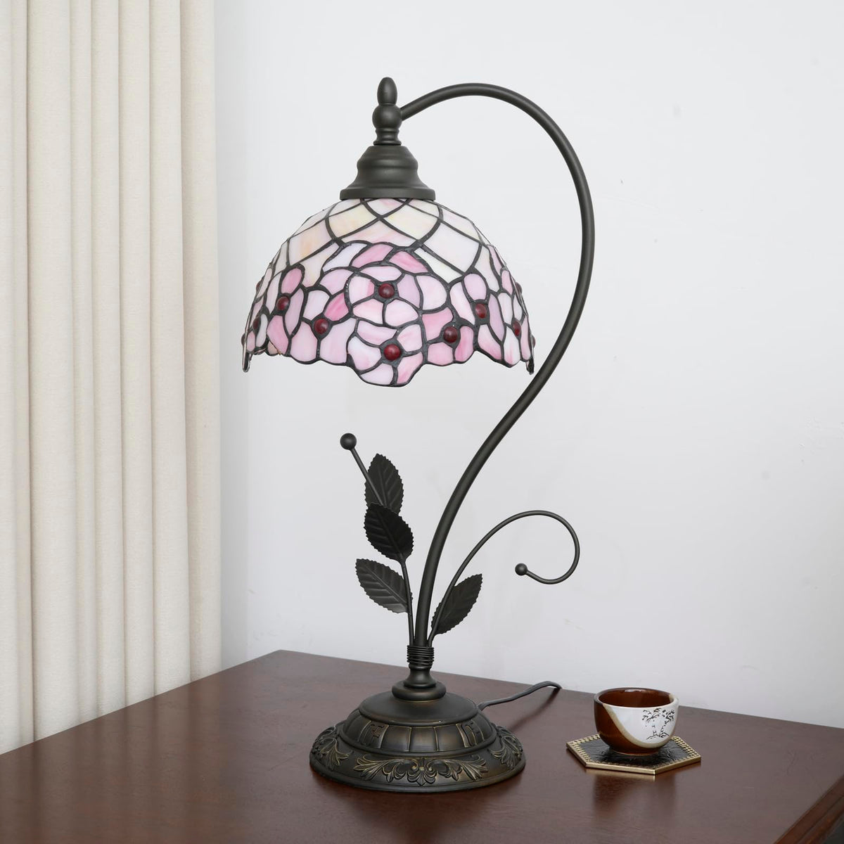 Stained Glass Table Lamp U34868