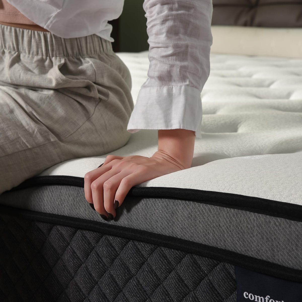 Full Size 12 Inch Hybrid Gel Memory Foam Mattress E979